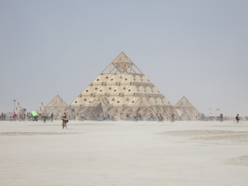Illustration for article titled It was the biggest Burning Man ever, and this is what I saw there